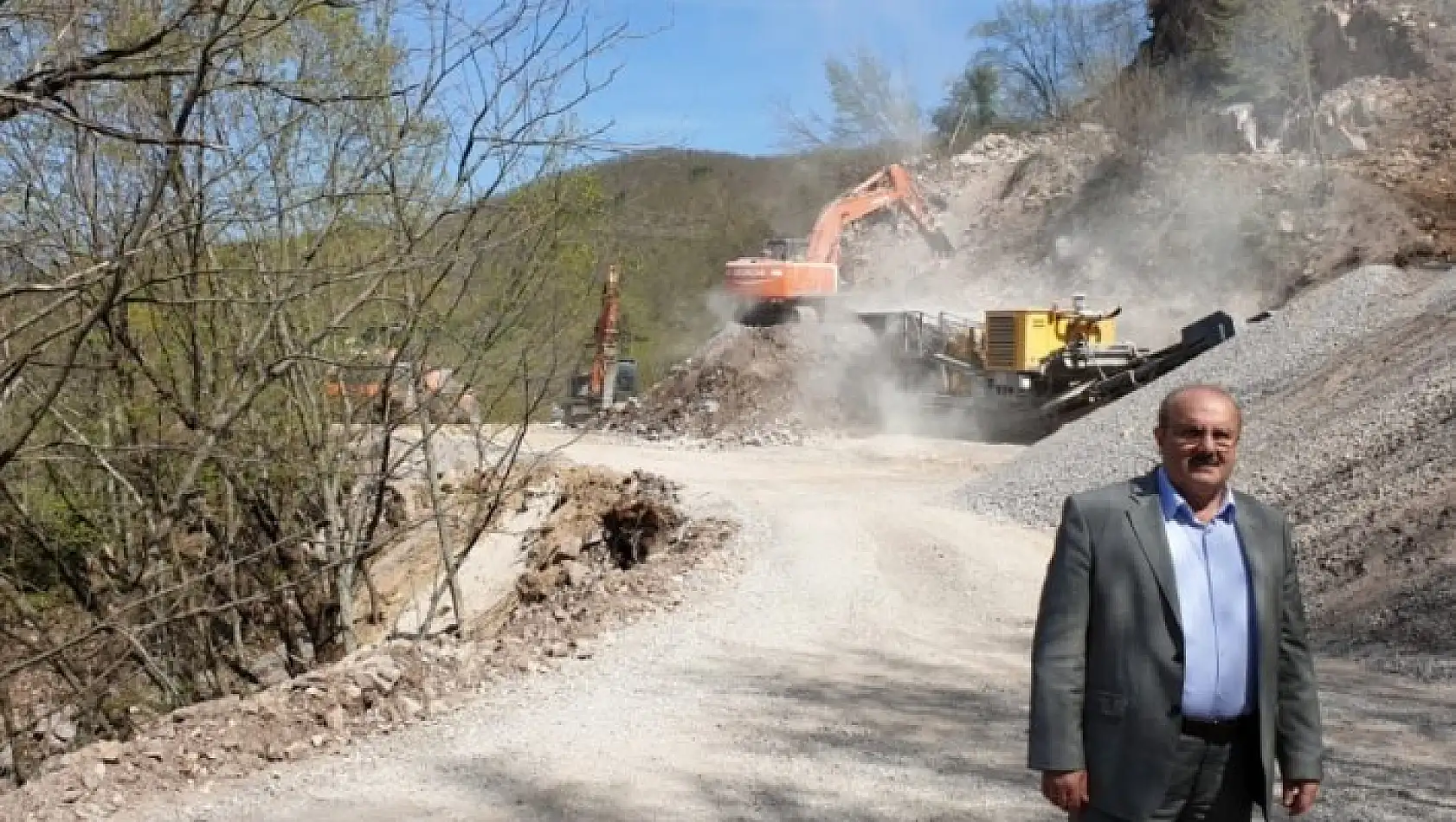 Doğanyurt'ta yol çalışmaları hızlandı