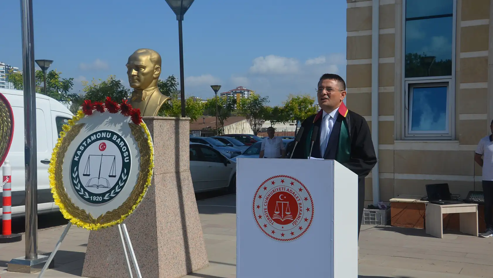 'Adil bir adli yıl istiyoruz'