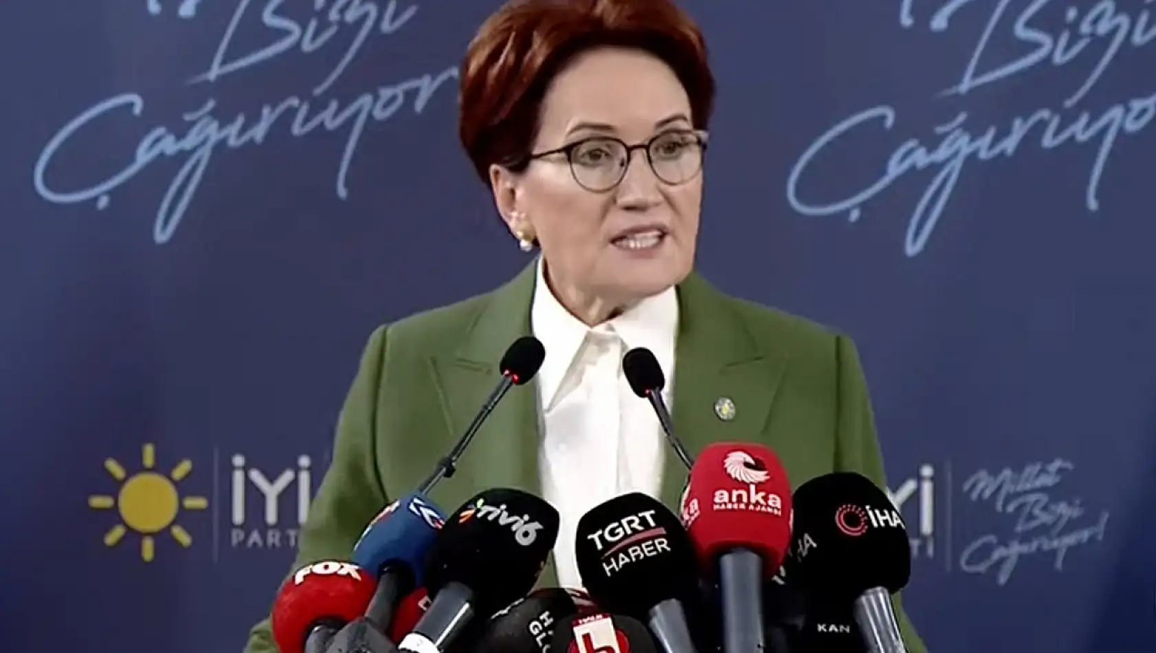 Akşener, altılı masadan çekildi