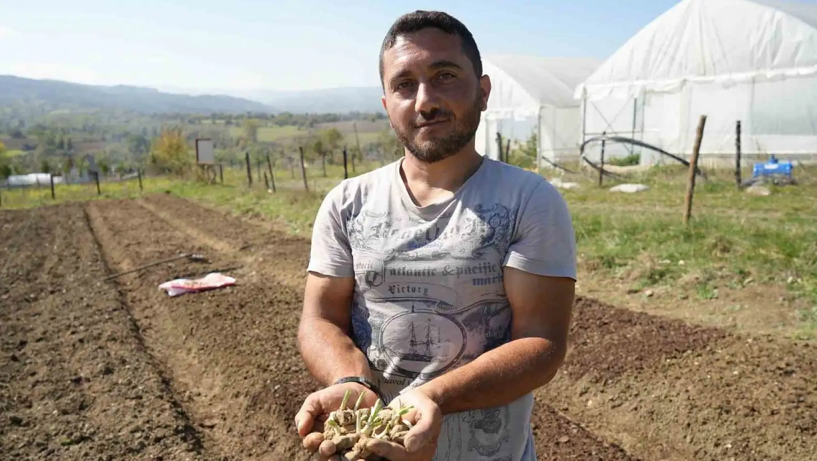 Çocukken annesiyle topluyordu, şimdi üreticisi oldu