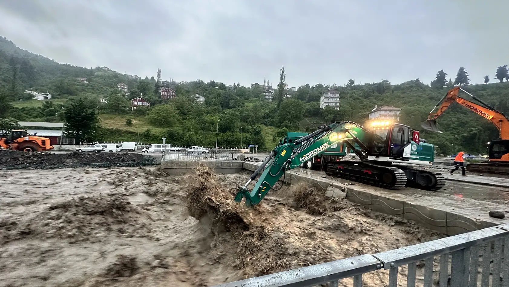 İnebolu'da şiddetli yağış! Önlem alınıyor