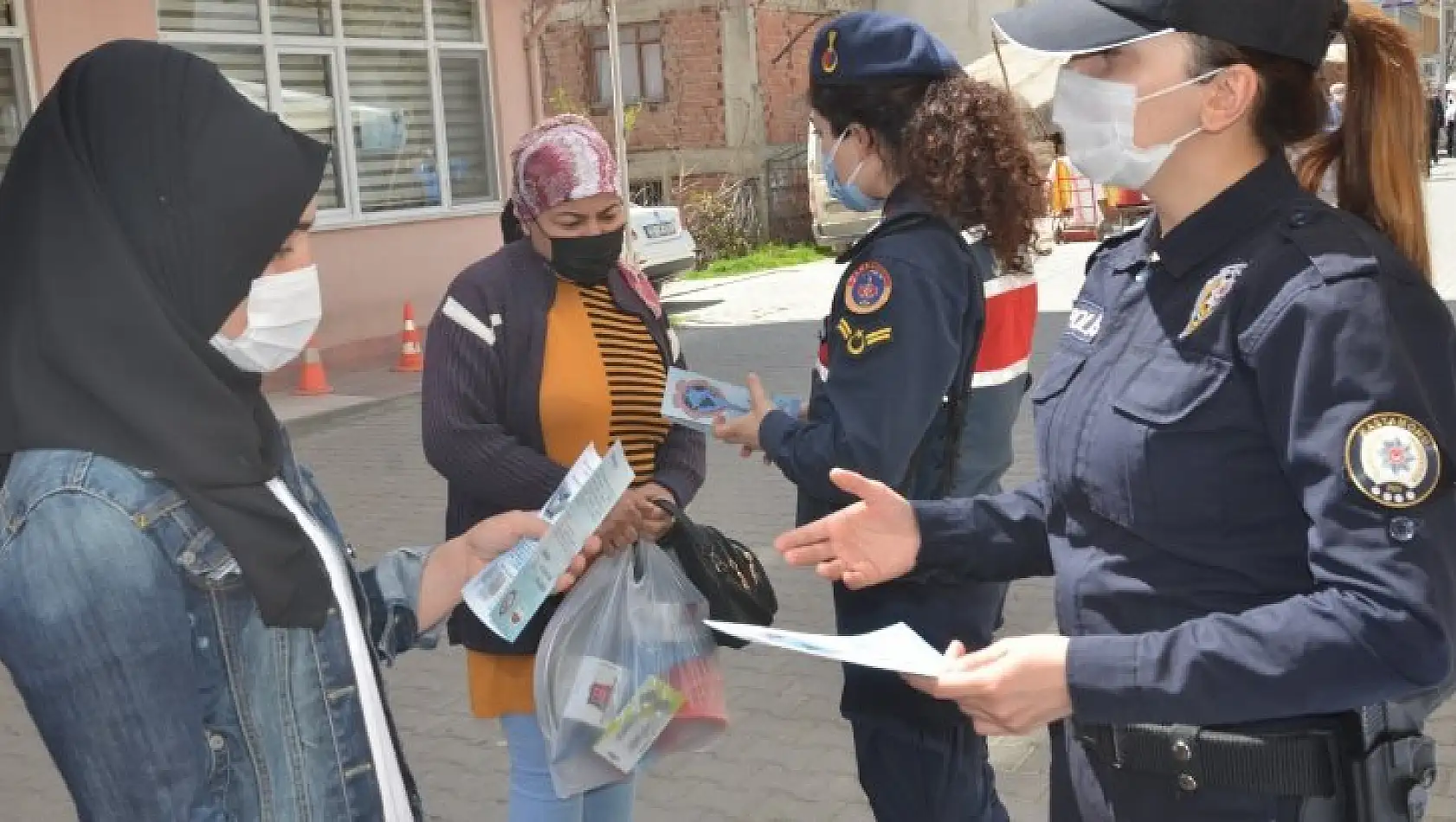 Hanönü'de su farkındalığı için stant kuruldu