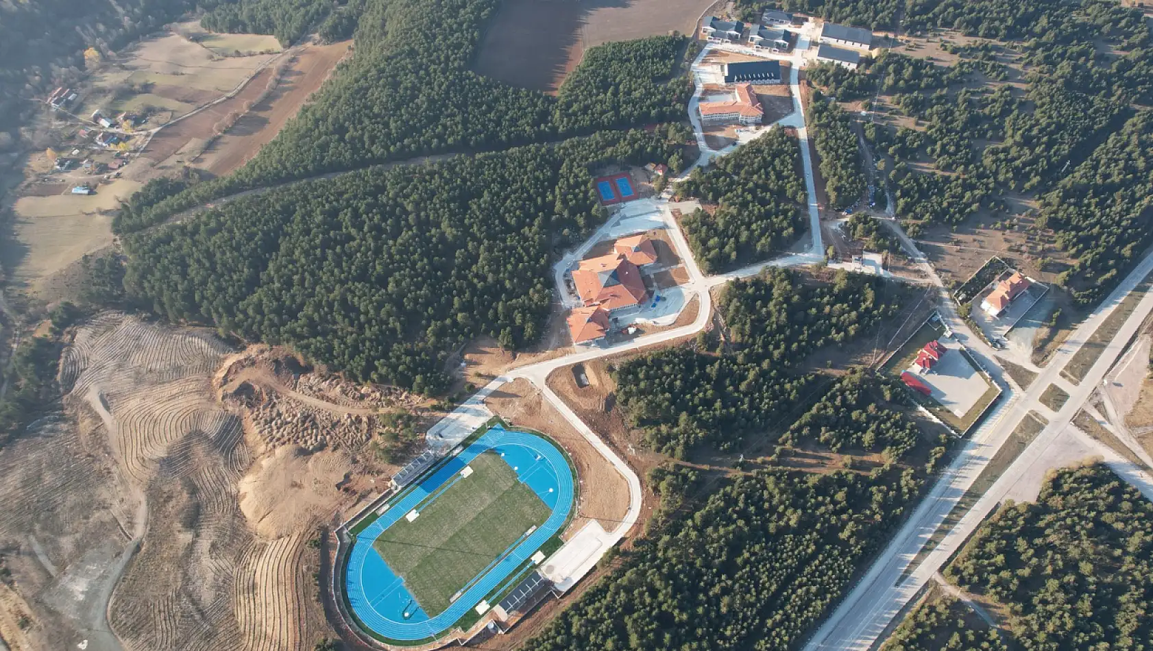 Milli sporcular olimpiyatlara bu tesiste hazırlanacak