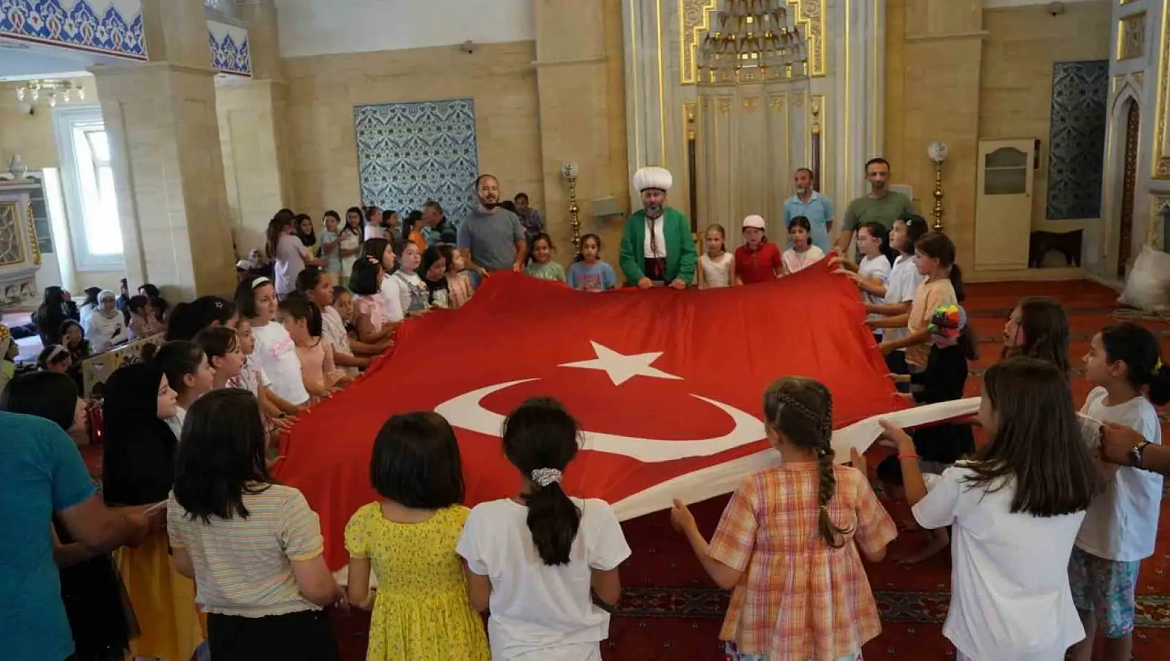 Nasrettin Hoca ile öğrenip eğlendiler