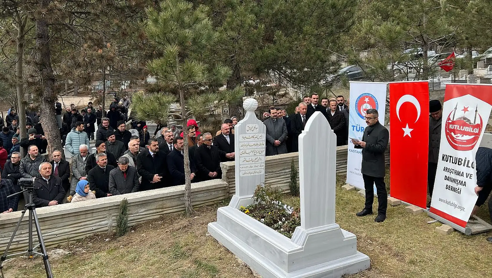 Özdağ, vefatının 1. yılında anıldı