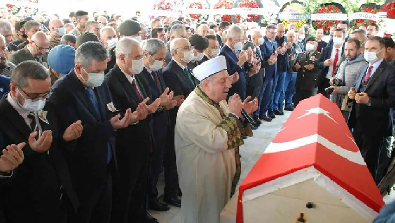 Savcı Güre, son yolculuğuna uğurlandı