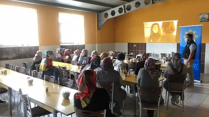 'En İyi Narkotik Polisi Anne' seminerleri devam ediyor