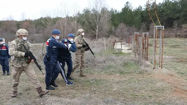 Cezaevinden firar etmişti, saklandığı evde yakalandı