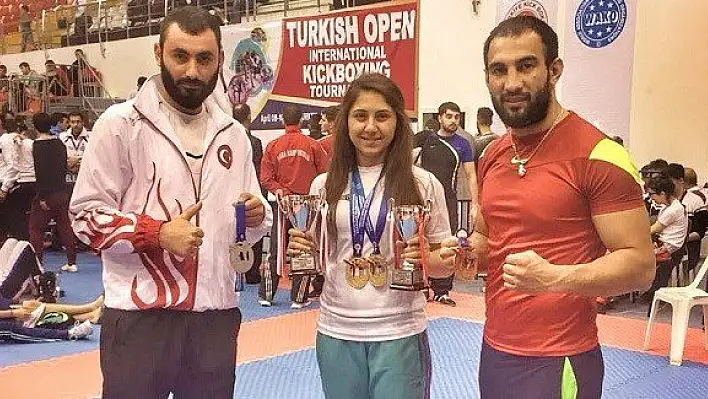 Kick Boks'taki Gururumuz Asuman