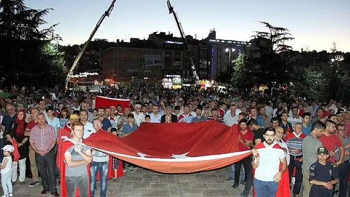 Kastamonu'da darbe girişimine tepki