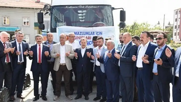 Kastamonu'dan Cerablus'a yardım TIR'ı yola çıktı