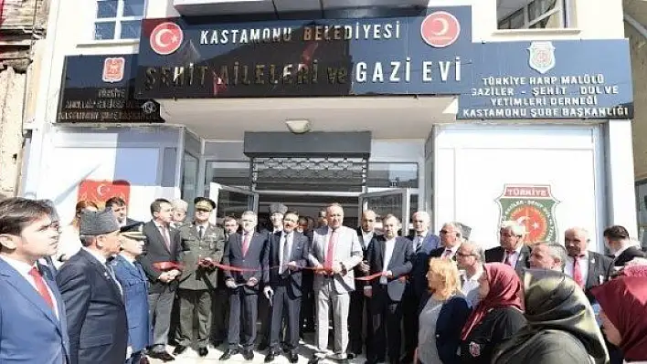 Şehit Aileleri ve Gaziler Evi açıldı