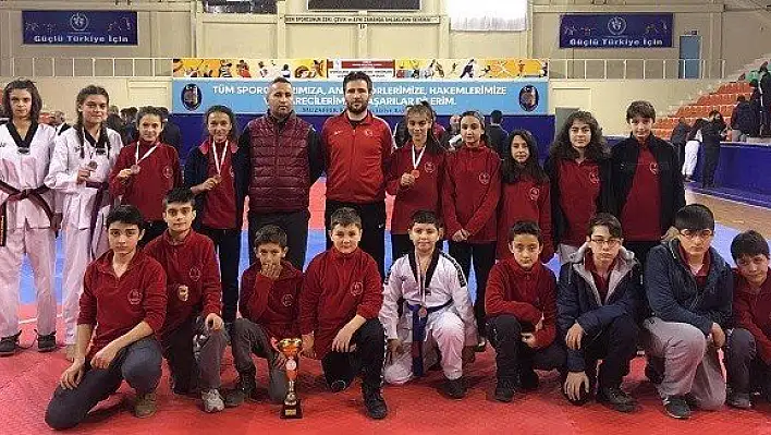 Taekwondocularımız yarıfinalde!