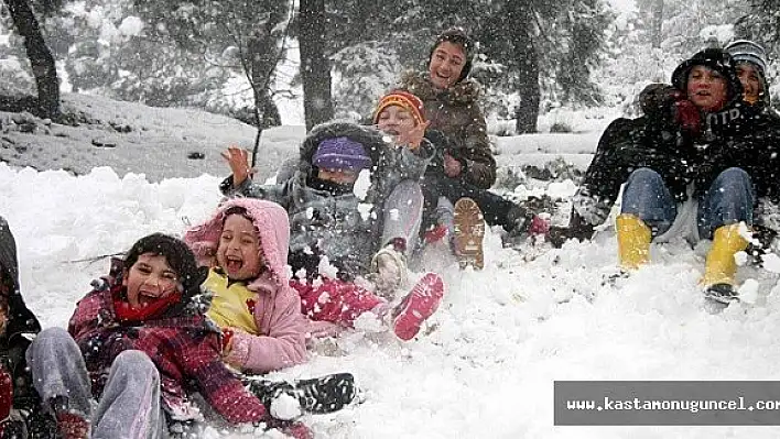 Kastamonu'da okullar tatil edildi