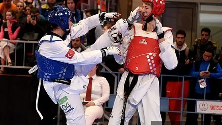 Taekwondo'da madalya yağmuru