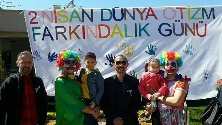 Cide'de 'Otizm Farkındalık Günü' etkinliği yapıldı