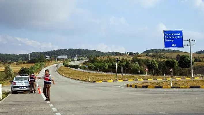 Jandarma'dan Devrekani kavşağına radarlı önlem