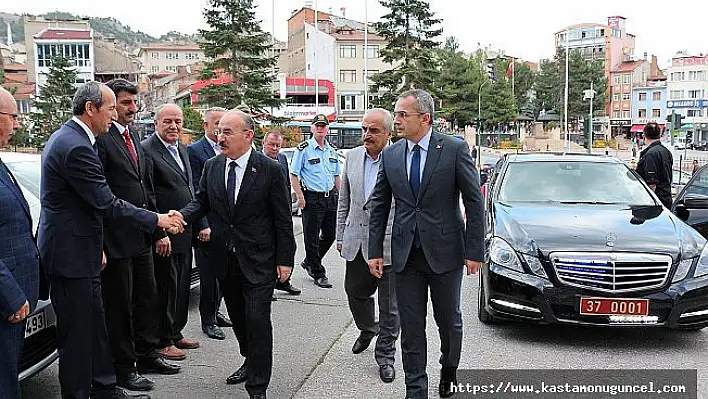 Vali Yaşar Karadeniz Tosya'da