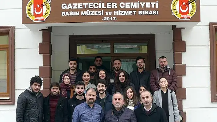 Geleceğin gazetecilerinden KGC'yi ziyaret