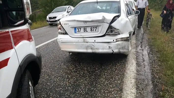 Hanönü'de zincirleme trafik kazası: 2  yaralı