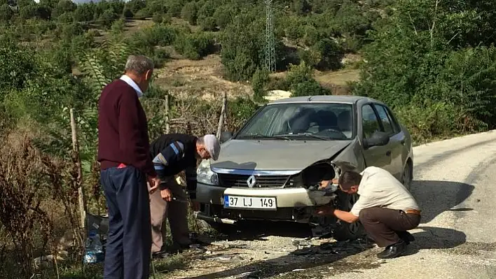 Kastamonu'da iki otomobil çarpıştı: 1 yaralı