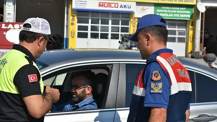 Kastamonu'da drone'lu trafik uygulaması