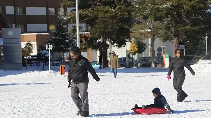 Ilgaz Dağı Kayak Merkezi'nde yoğunluk!