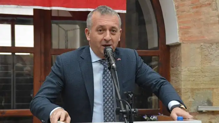 MHP'li Başkan Aydın Aydın &quot1 Nisan sabahı üç hilalli bayrağı asacağız"