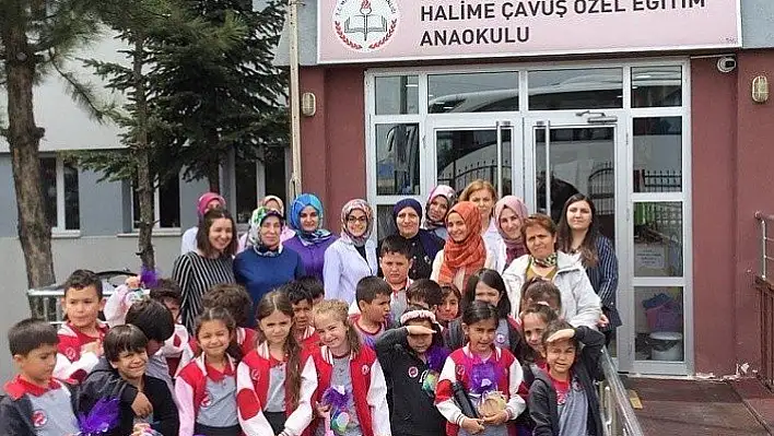 Baysal 'Her zaman özel çocuklarımızın yanındayız'