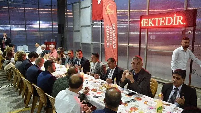 Kastamonu Belediyesi'nden 7 bin kişiye iftar