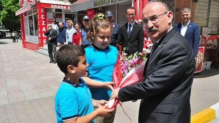 Vali Karadeniz'den Abana'ya ziyaret