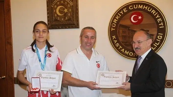 Dünya şampiyonu taekwondocunun hedefi olimpiyat oyunları