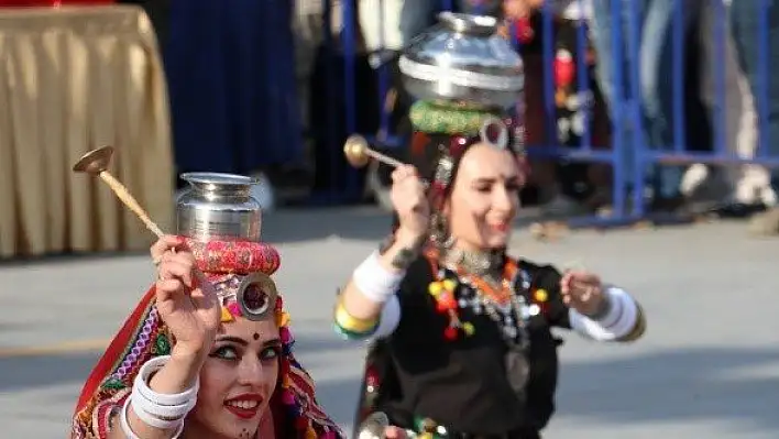 Taşköprü'de halk oyunları gösterisi