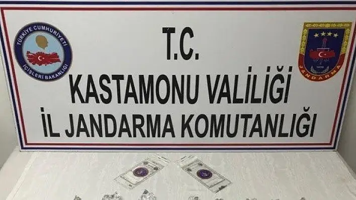 Bozkurt'ta uyuşturucu operasyonunda üç kişi tutuklandı