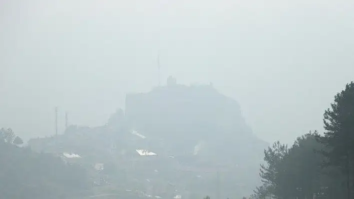 Kastamonu'da sis ulaşımı olumsuz etkiliyor