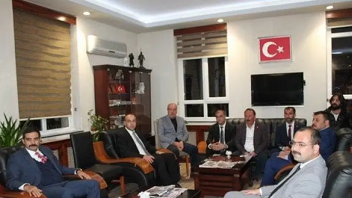 Ülkü Ocakları Genel Başkanından Tosya Belediyesine ziyaret