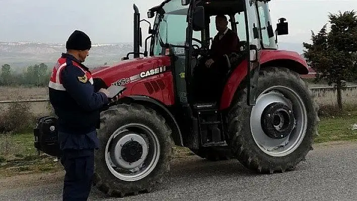 Kastamonu'da &quottraktör" denetiminde 28 araç trafikten men edildi