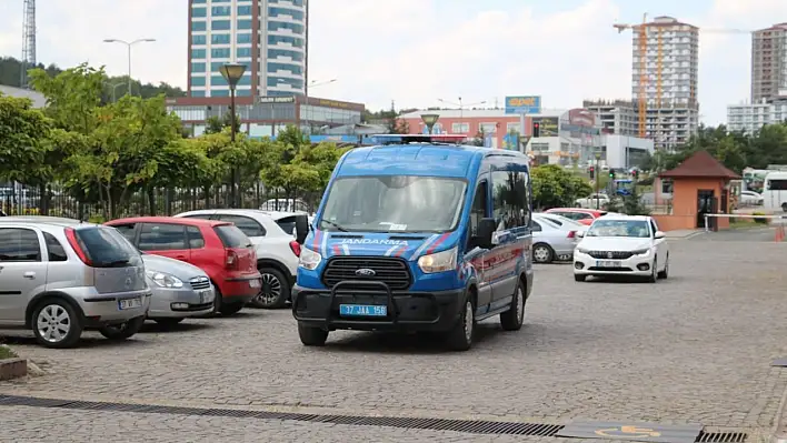 Hükümlü DEAŞ üyesi, jandarma tarafından yakalandı