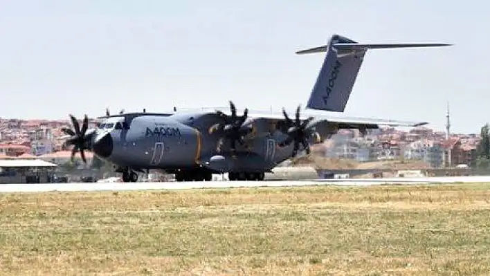 A400M askeri nakliye uçağı Kayseri'de