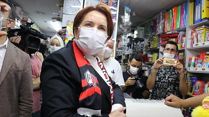 Akşener, Kastamonu'da esnafı ziyaret etti