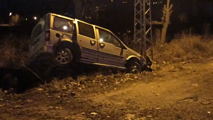 Alatarla'da trafik kazası: 3 yaralı