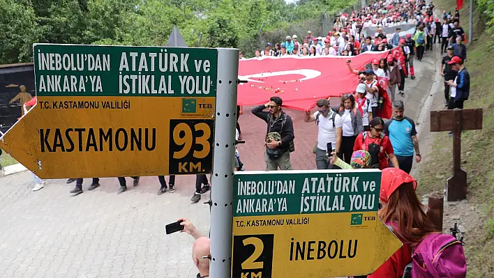 Atatürk ve İstiklal Yolu Yürüyüşü başladı