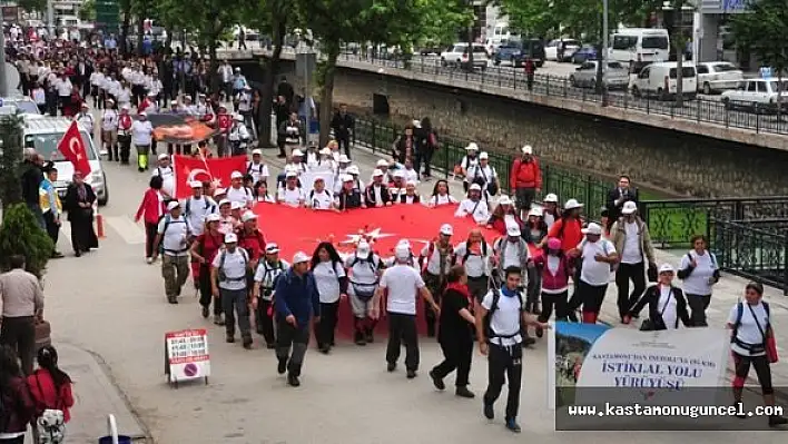 Atatürk ve İstiklal Yolu Yürüyüşü Başladı