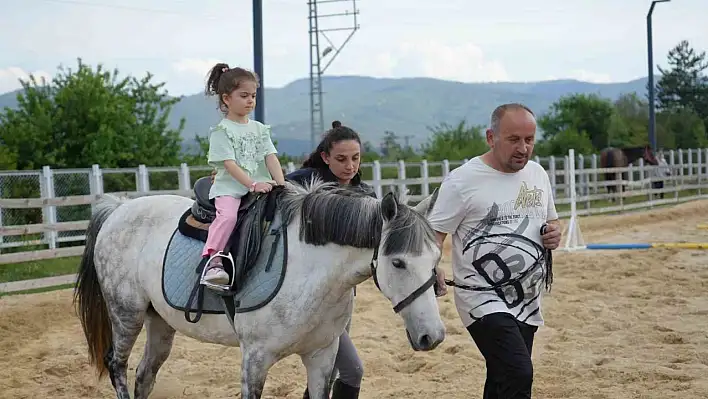 Bu tesis çocukların gelişimine katkı sağlıyor