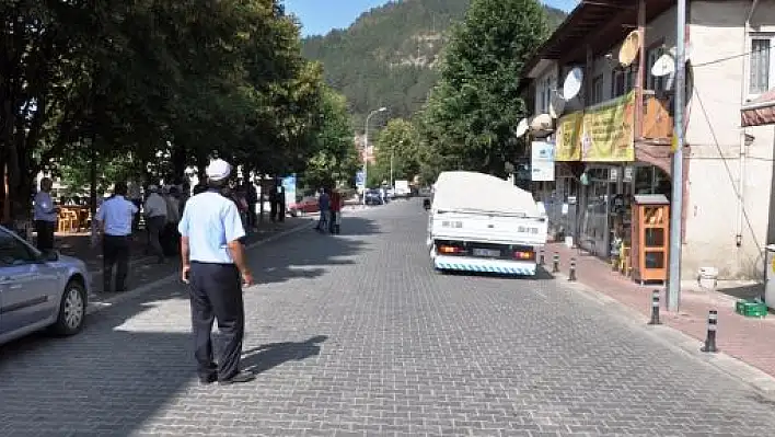 Azdavay'da Trafik Kazasında Bir Çocuğun Ayağı Kırıldı