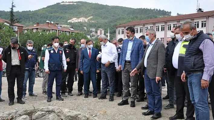 Sel bölgelerinde 952 konut, 170 köy evinin yapımına başlandı