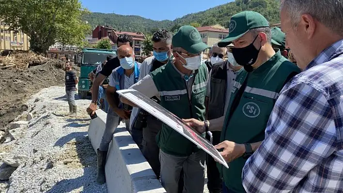 Bakan Pakdemirli 'İlçede işler yoluna ve rayına koyuldu'