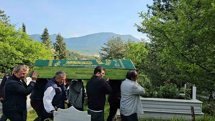 Denize düşerek ölen şahıs toprağa verildi