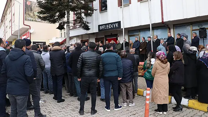 Belediye başkanının darbedilmesine tepki!