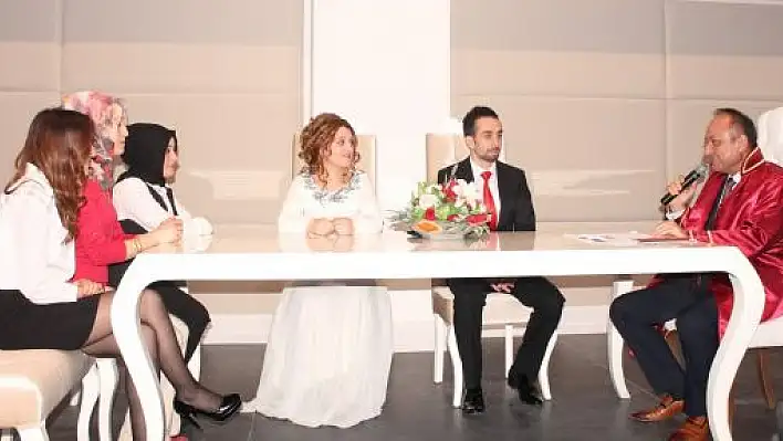 Belediye'nin yeni nikah salonu hizmete açıldı